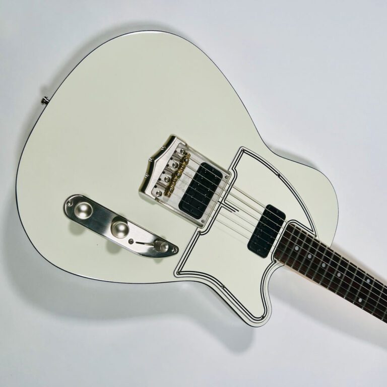 Olympic White B-Classic One | Belltone Guitars